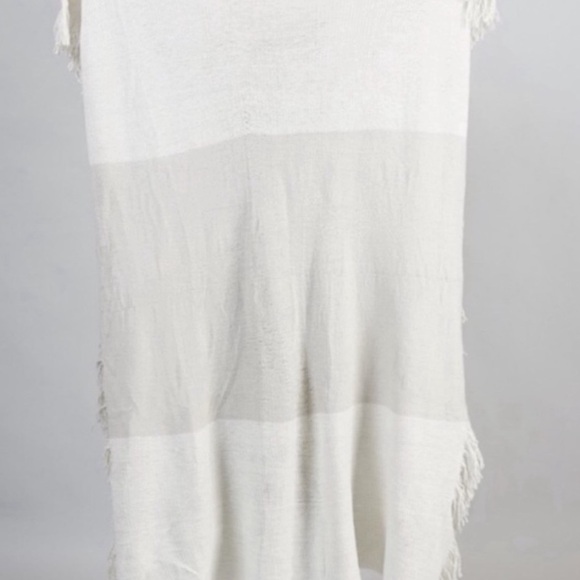 Mark & Graham Colorblock Throw Blanket - Picture 12 of 15